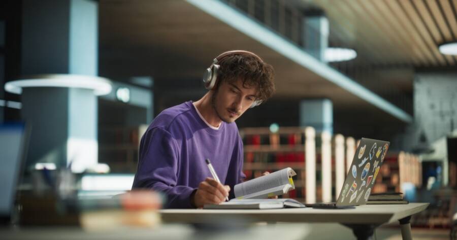 Top Gadgets Every College Student Actually Needs